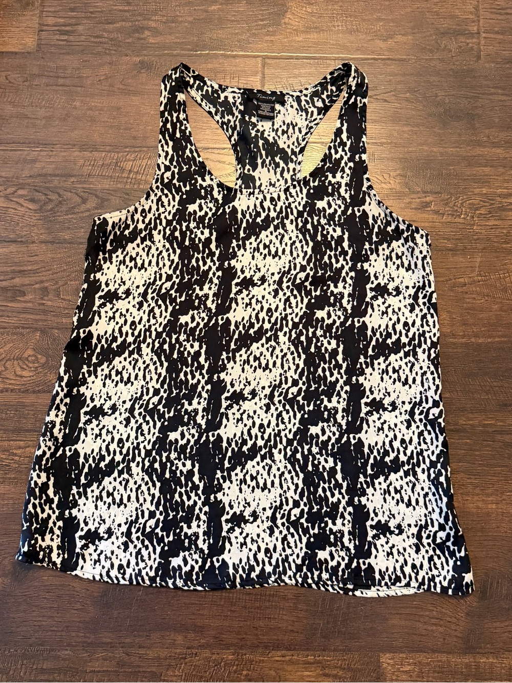 Timing Women's Small Black & White Printed Racerback Tank Top